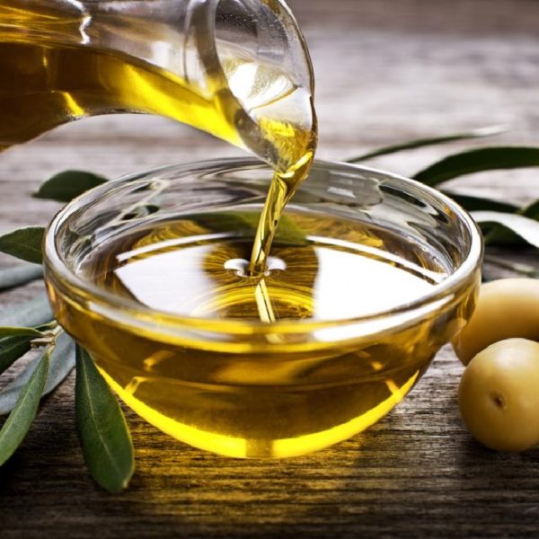 روغن زیتون به غذا